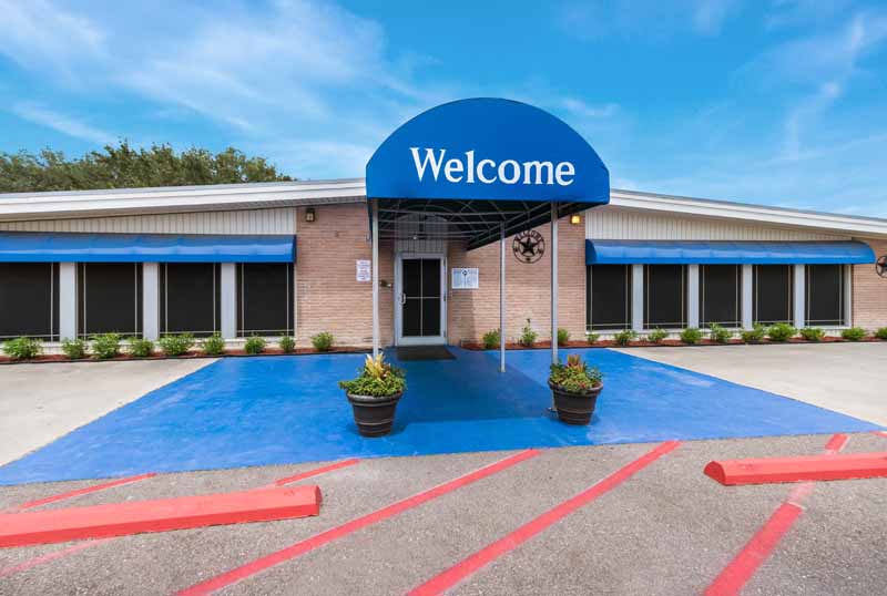 Windsor Nursing and Rehabilitation Center of Alice nursing home in Alice, TX - Photo 5 of 5