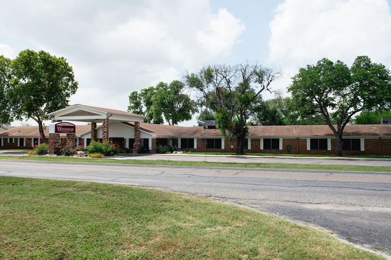 WINDSOR NURSING AND REHABILITATION CENTER OF SEGUI nursing home in SEGUIN, TX - Photo 2 of 5
