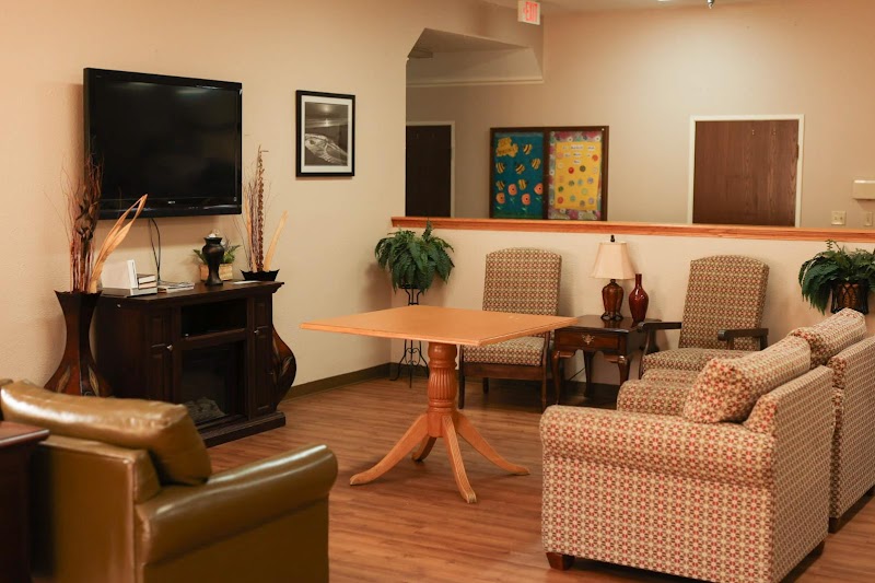 PINE ARBOR nursing home in SILSBEE, TX - Photo 3 of 5