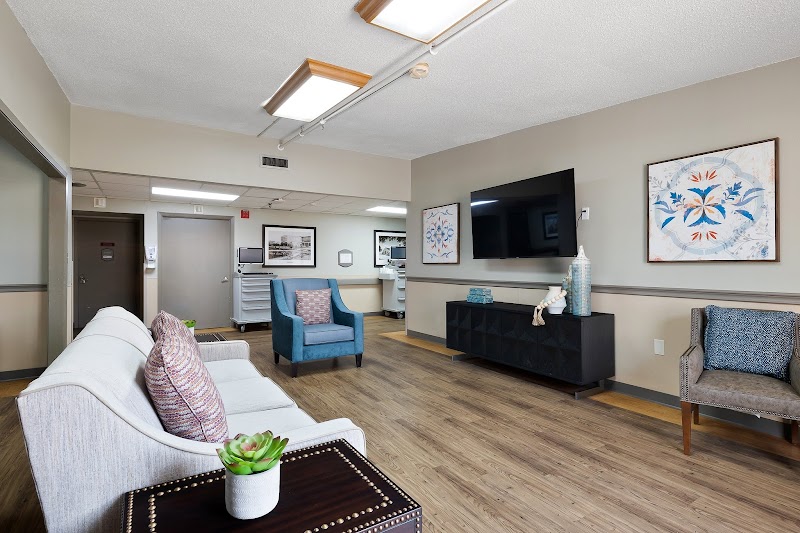 WINDSOR NURSING AND REHABILITATION CENTER OF EDINB nursing home in EDINBURG, TX - Photo 3 of 9