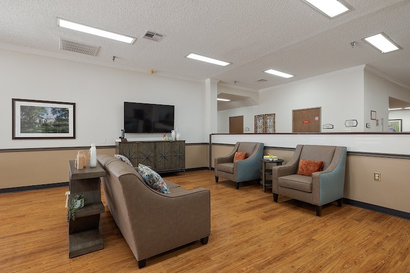 WINDSOR LAS PALMAS NURSING AND REHABILITATION CENT nursing home in MCALLEN, TX - Photo 4 of 10