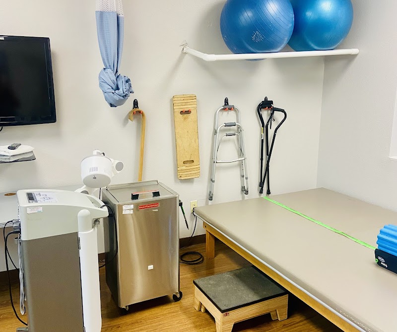 Fair Park Health & Rehabilitation Center nursing home in Dallas, TX - Photo 5 of 5