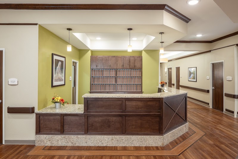 ADVANCED REHABILITATION & HEALTHCARE OF LIVE OAK nursing home in LIVE OAK, TX - Photo 3 of 5