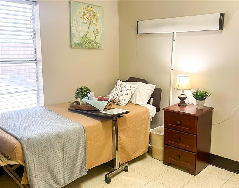 HERITAGE PLACE OF DECATUR nursing home in DECATUR, TX - Photo 4 of 10