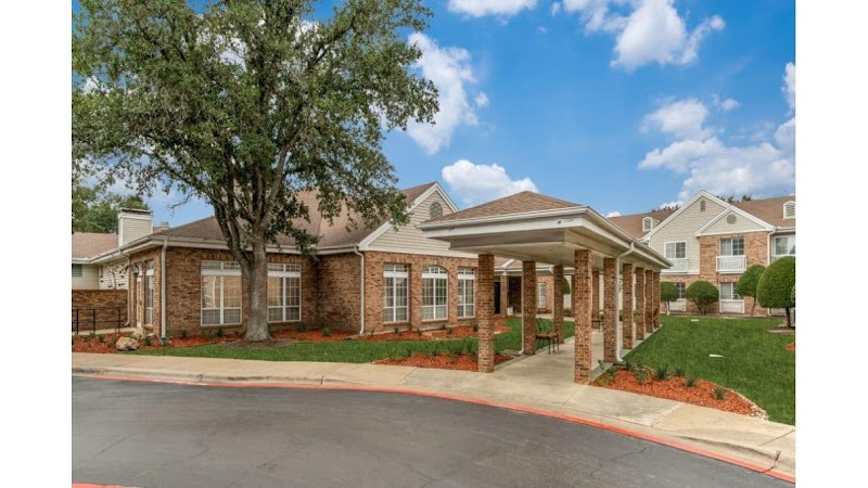 JUNIPER VILLAGE AT SPICEWOOD SUMMIT nursing home in AUSTIN, TX - Photo 2 of 5