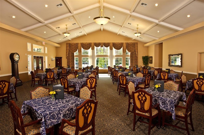 THE BRADFORD AT BROOKSIDE nursing home in LIVINGSTON, TX - Photo 2 of 10