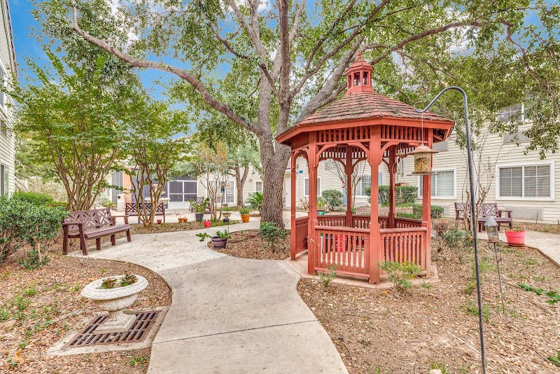 JUNIPER VILLAGE AT LINCOLN HEIGHTS nursing home in SAN ANTONIO, TX - Photo 4 of 10