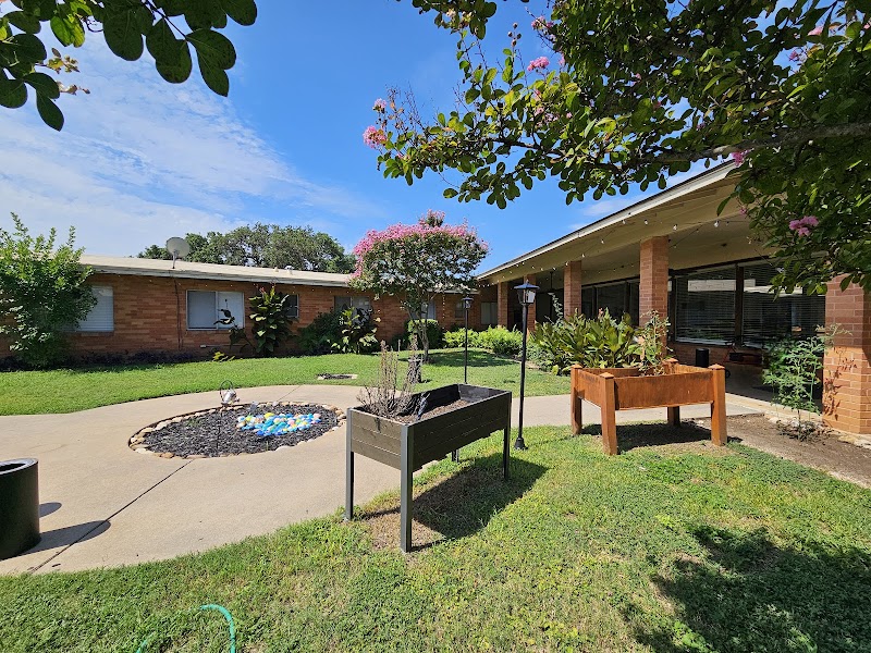 BARTON VALLEY REHABILITATION AND HEALTHCARE CENTE nursing home in AUSTIN, TX - Photo 2 of 10