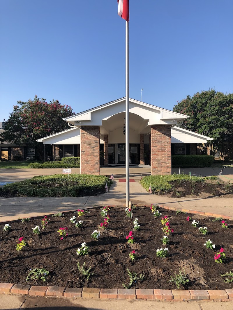 CRESTWOOD HEALTH AND REHABILITATION CENTER nursing home in WILLS POINT, TX - Photo 5 of 10