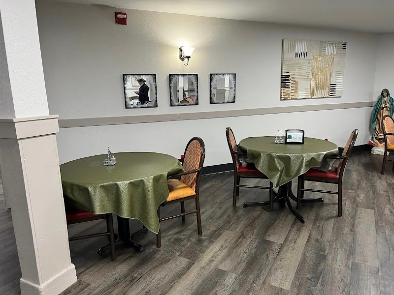 EAGLE PASS NURSING AND REHABILITATION nursing home in EAGLE PASS, TX - Photo 4 of 5