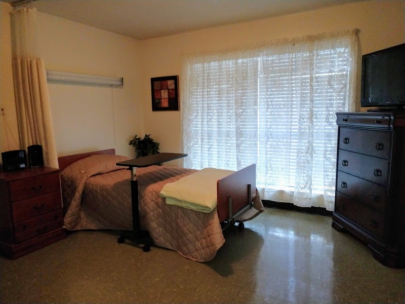 BEAUMONT NURSING AND REHABILITATION nursing home in BEAUMONT, TX - Photo 4 of 5