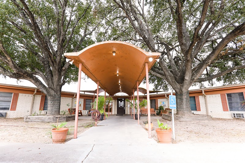 Gulf Shores Rehabilitation & Healthcare Center nursing home in Falfurrias, TX - Photo 3 of 10