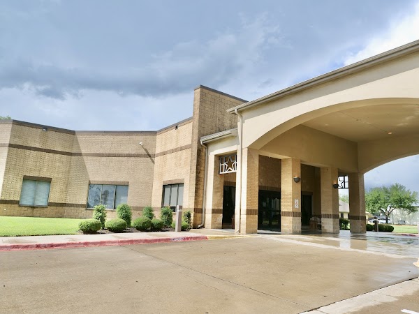 Twin Pines Nursing and Rehabilitation nursing home in Victoria, TX - Photo 1 of 5