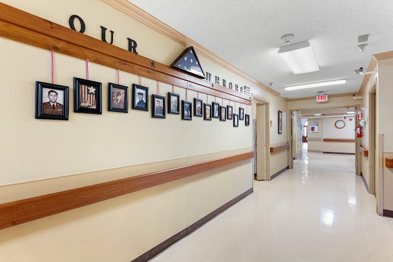 WALNUT SPRINGS HEALTH AND REHABILITATION nursing home in SEGUIN, TX - Photo 4 of 10