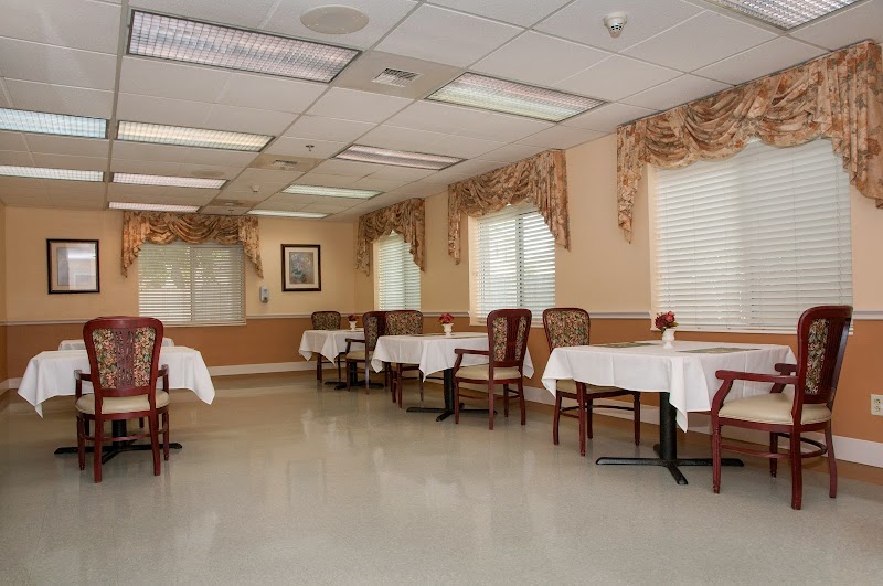 GARDEN TERRACE ALZHEIMER'S CENTER OF EXCELLENCE nursing home in HOUSTON, TX - Photo 5 of 10