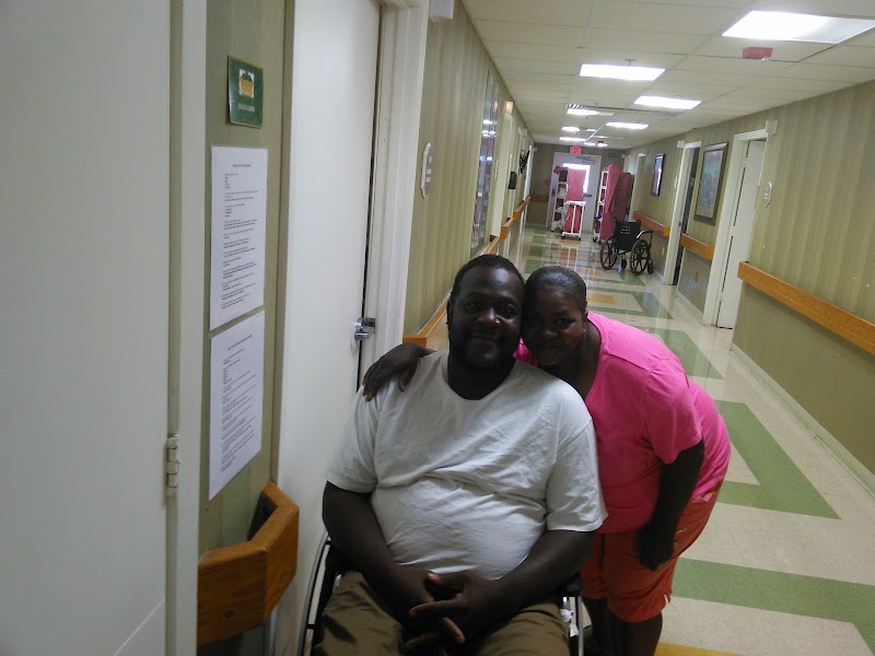 BRENTWOOD PLACE ONE nursing home in DALLAS, TX - Photo 3 of 5