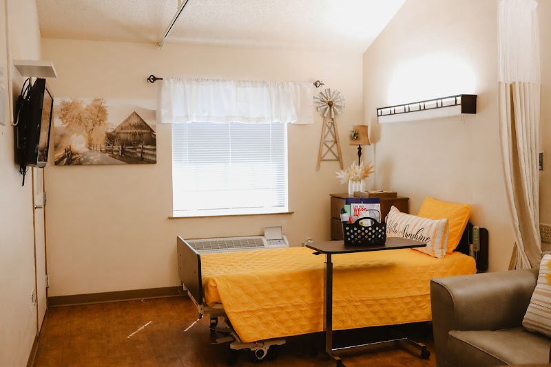 CROSS TIMBERS REHABILITATION AND HEALTHCARE CENTER nursing home in FLOWER MOUND, TX - Photo 3 of 5