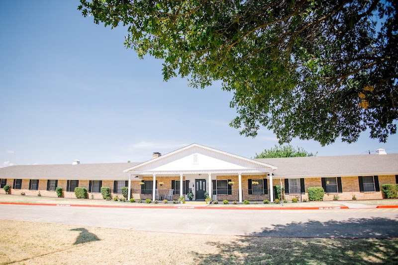 KEENELAND NURSING AND REHABILITATION nursing home in WEATHERFORD, TX - Photo 2 of 10