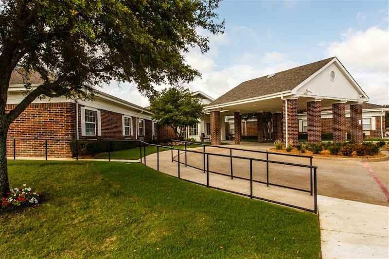THE VILLA AT MOUNTAIN VIEW nursing home in DALLAS, TX - Photo 2 of 5