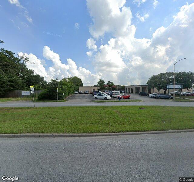 Avir at Golfcrest nursing home in Houston, TX - Photo 2 of 2