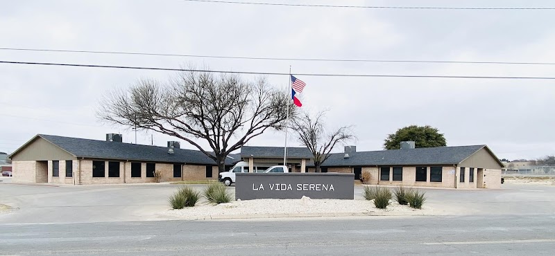 LA VIDA SERENA NURSING AND REHABILITATION nursing home in DEL RIO, TX - Photo 2 of 9