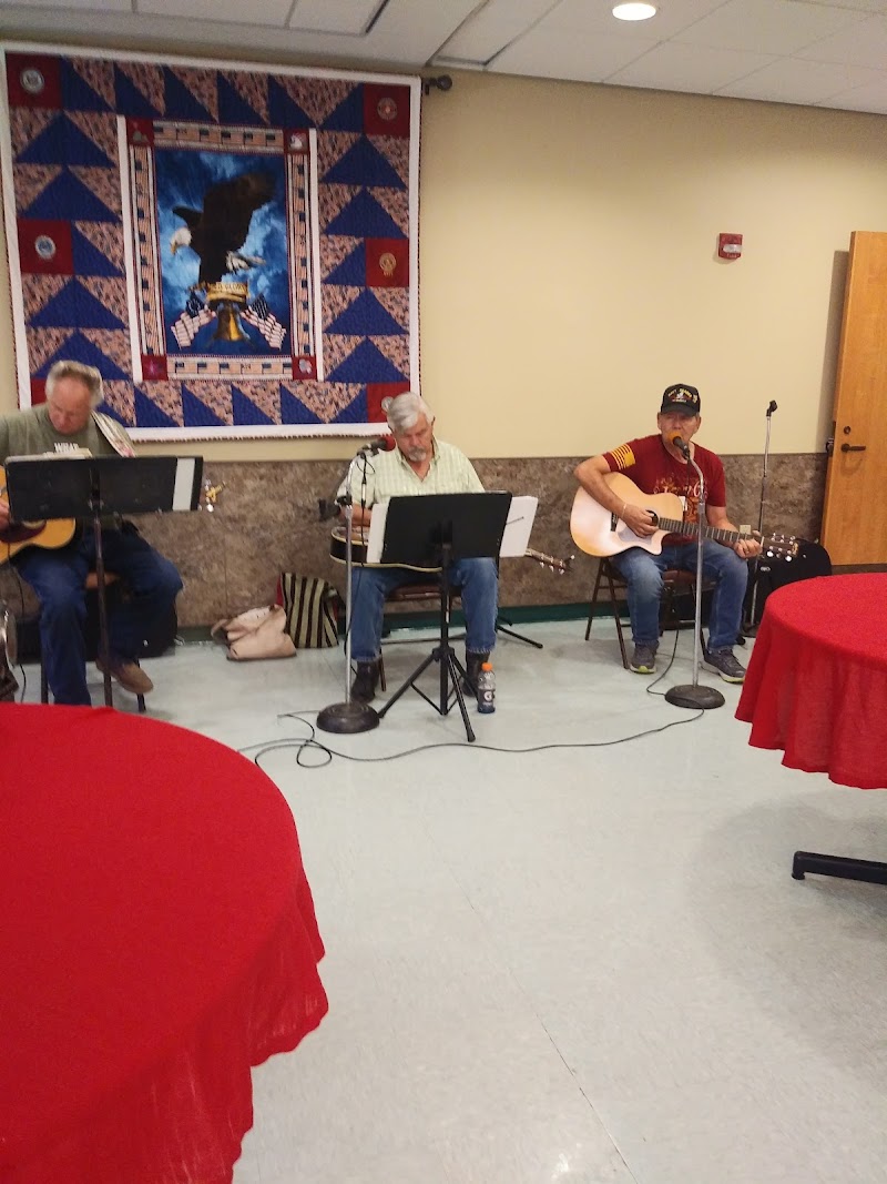 FRANK M TEJEDA TEXAS STATE VETERANS HOME nursing home in FLORESVILLE, TX - Photo 4 of 10