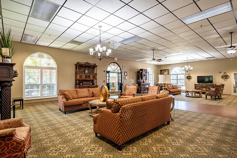 REUNION PLAZA HEALTHCARE & REHABILITATION nursing home in TYLER, TX - Photo 2 of 10