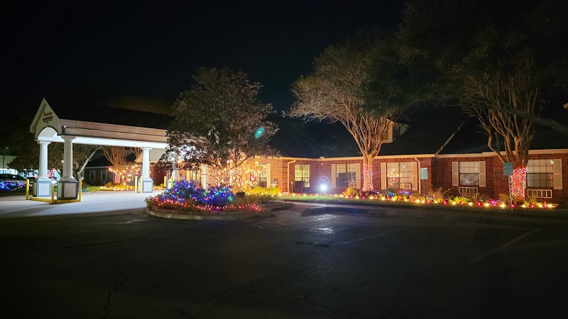CAMBRIDGE HEALTH AND REHABILITATION CENTER nursing home in RICHMOND, TX - Photo 3 of 5