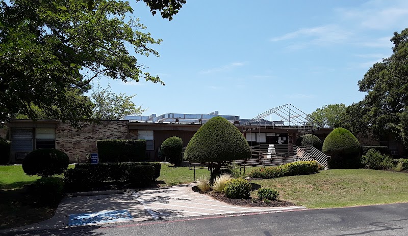 BIRCHWOOD OF GRAPEVINE nursing home in GRAPEVINE, TX - Photo 5 of 5