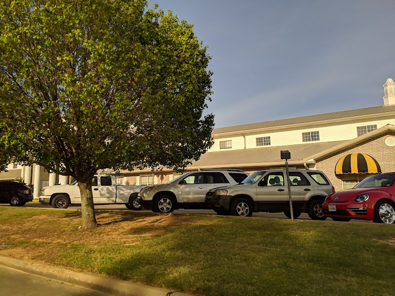 AVIR AT COWHORN CREEK nursing home in TEXARKANA, TX - Photo 3 of 5