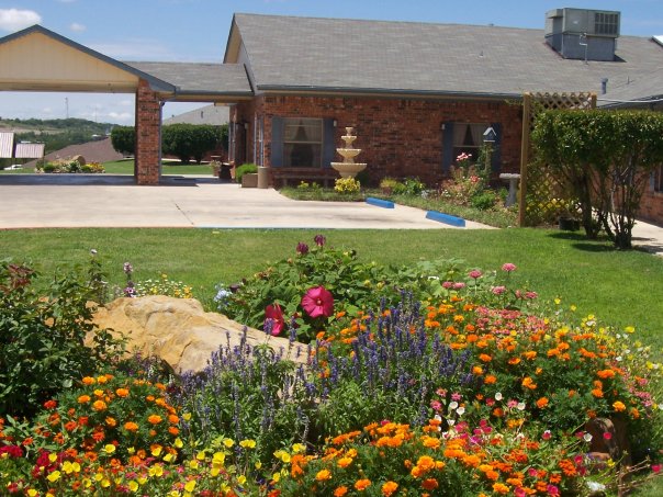 SONGBIRD LODGE nursing home in BROWNWOOD, TX - Photo 4 of 10