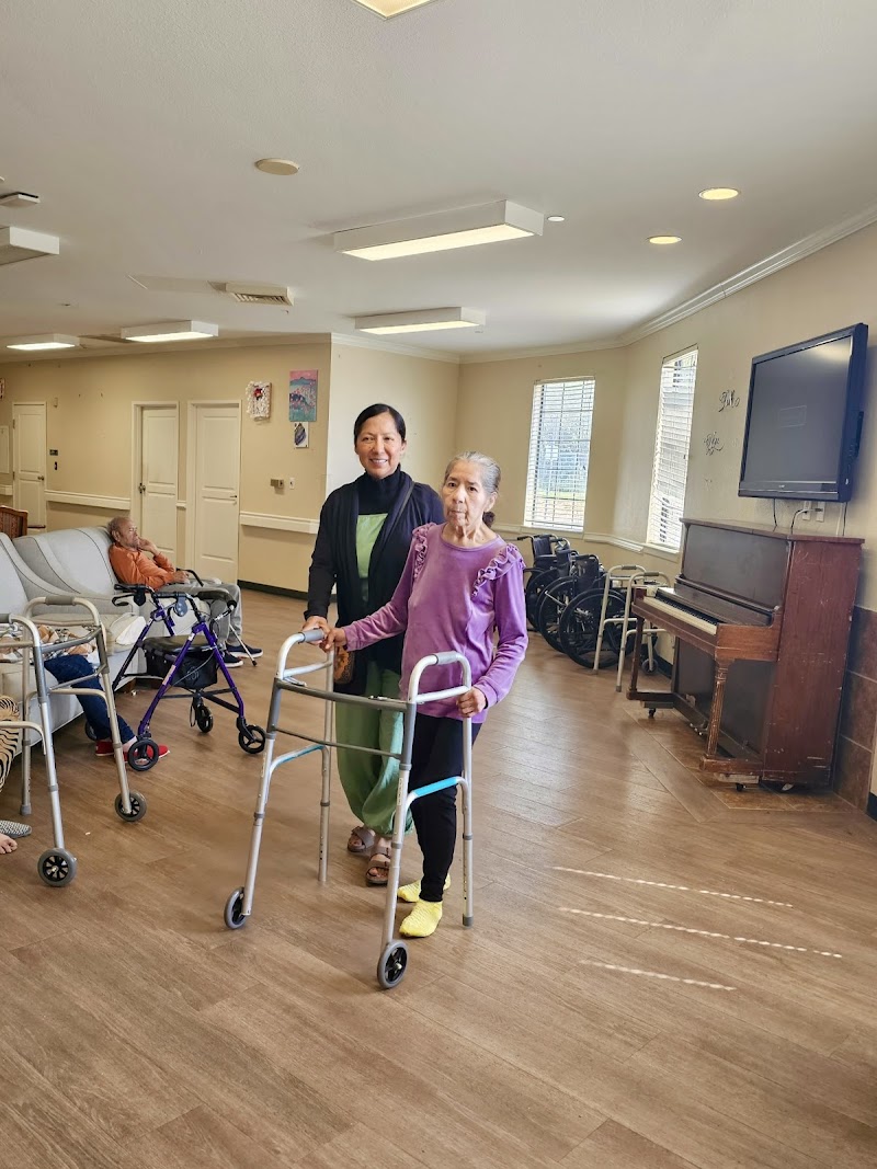 STONE OAK CARE CENTER nursing home in SAN ANTONIO, TX - Photo 4 of 5
