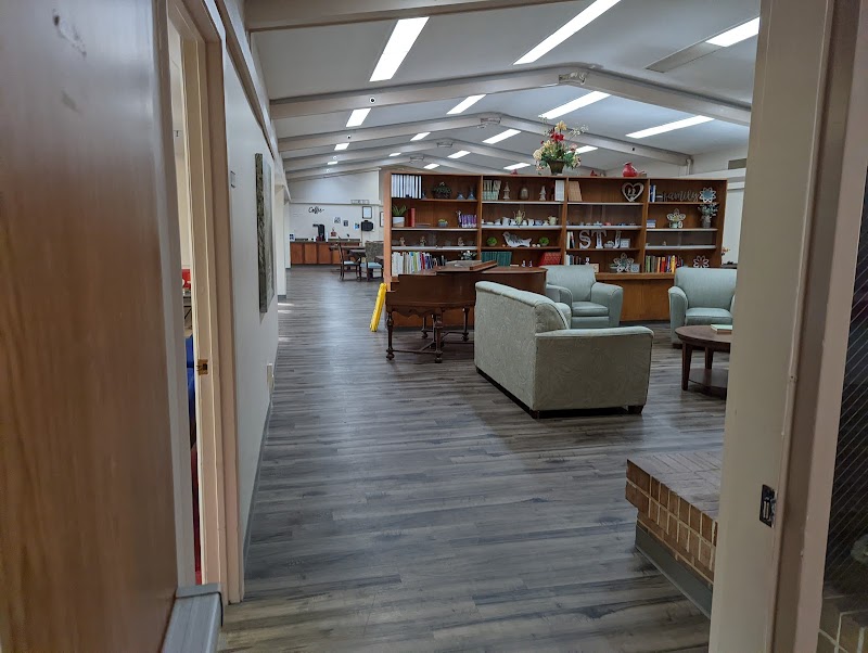 ST JAMES HOUSE OF BAYTOWN nursing home in BAYTOWN, TX - Photo 2 of 10