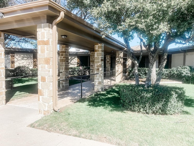 THE HILLS NURSING & REHABILITATION nursing home in DECATUR, TX - Photo 2 of 5