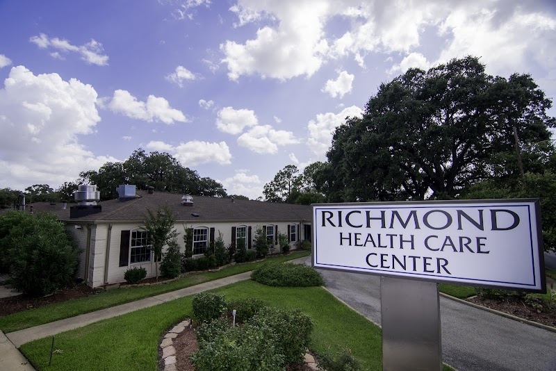 RICHMOND HEALTH CARE CENTER nursing home in RICHMOND, TX - Photo 2 of 5