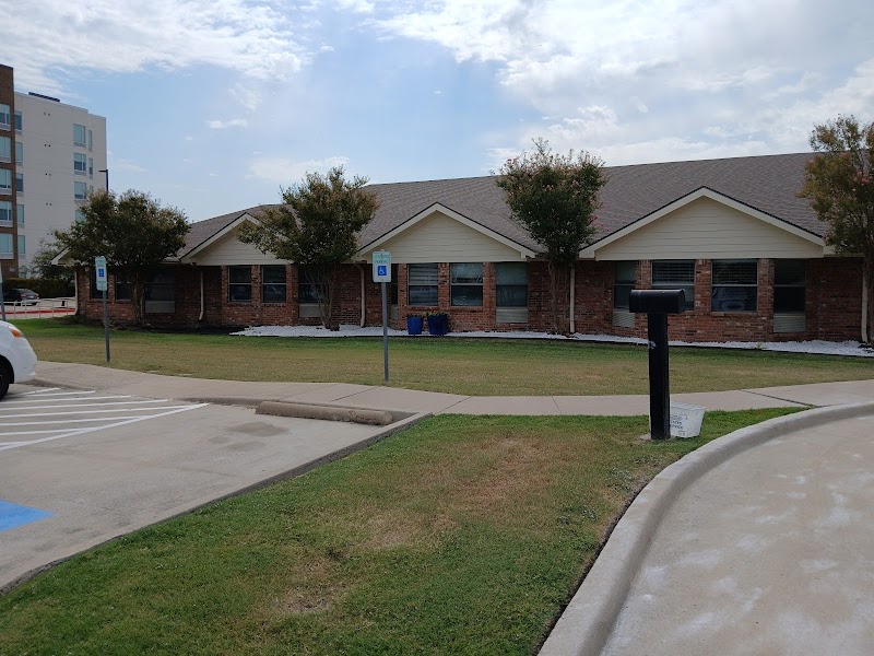 VISTA RIDGE NURSING & REHABILITATION CENTER nursing home in LEWISVILLE, TX - Photo 4 of 5