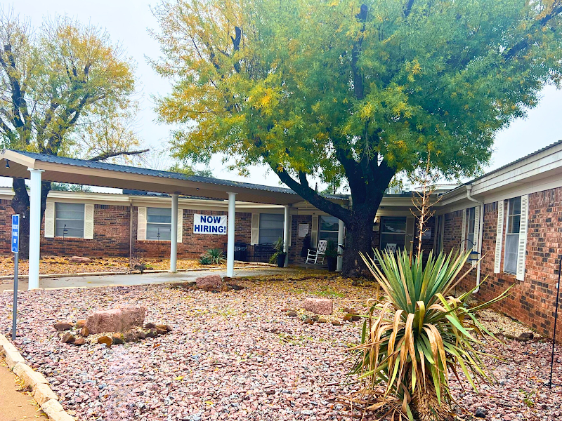 Cedar Manor Nursing and Rehabilitation Center nursing home in San Angelo, TX - Photo 2 of 10