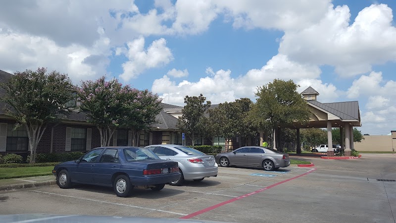 Park Manor of Quail Valley nursing home in Missouri City, TX - Photo 4 of 5