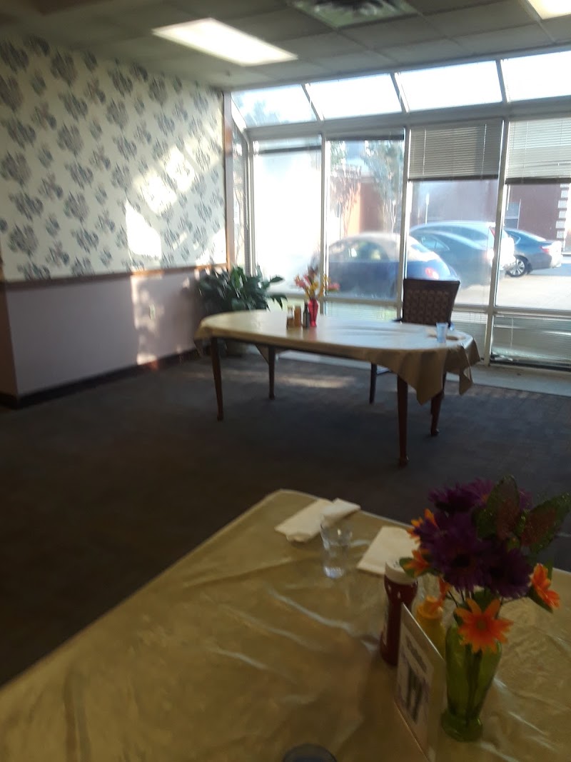 TOWN HALL ESTATES ARLINGTON, INC. nursing home in Arlington, TX - Photo 5 of 5