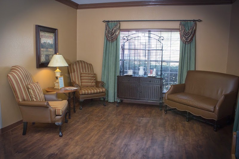 LEGEND OAKS HEALTHCARE AND REHABILITATION CENTER - nursing home in SAN ANTONIO, TX - Photo 5 of 10