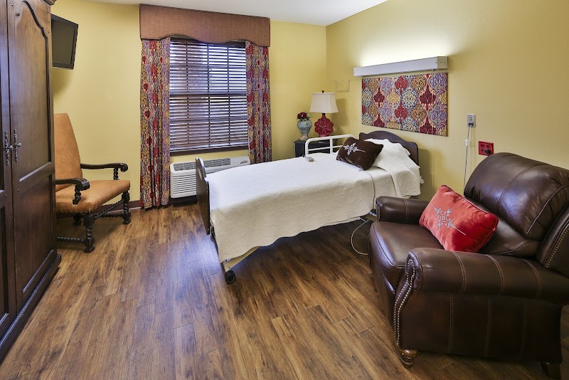 Windsor Atrium nursing home in Harlingen, TX - Photo 3 of 5