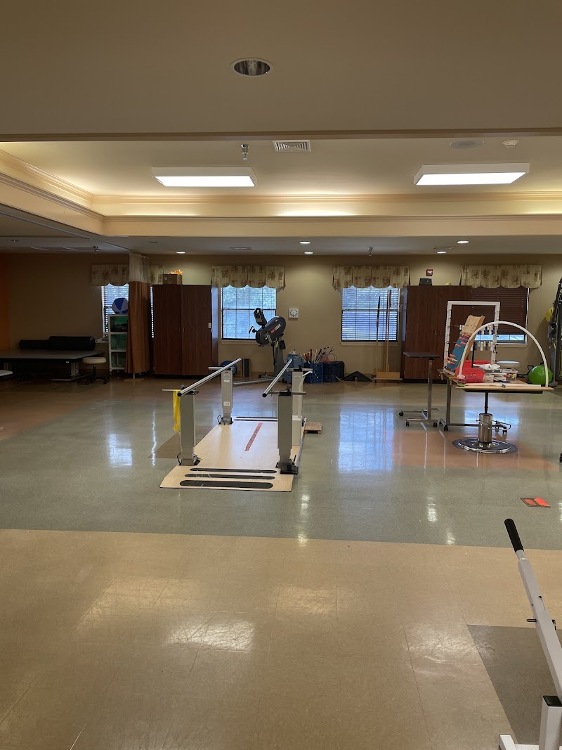 HUEBNER CREEK HEALTH & REHABILITATION CENTER nursing home in SAN ANTONIO, TX - Photo 3 of 5