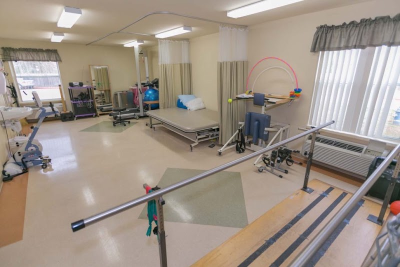 LEGEND OAKS HEALTHCARE AND REHABILITATION CENTER - nursing home in HOUSTON, TX - Photo 3 of 5