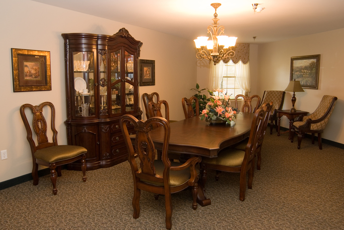 GREEN OAKS NURSING & REHABILITATION nursing home in ARLINGTON, TX - Photo 3 of 5