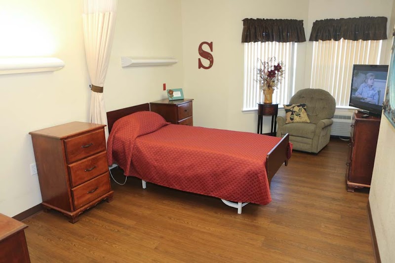 STILLHOUSE REHABILITATION AND HEALTHCARE CENTER nursing home in PARIS, TX - Photo 5 of 5