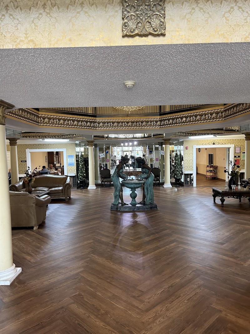 THE WATERTON HEALTHCARE & REHABILITATION nursing home in TYLER, TX - Photo 3 of 10