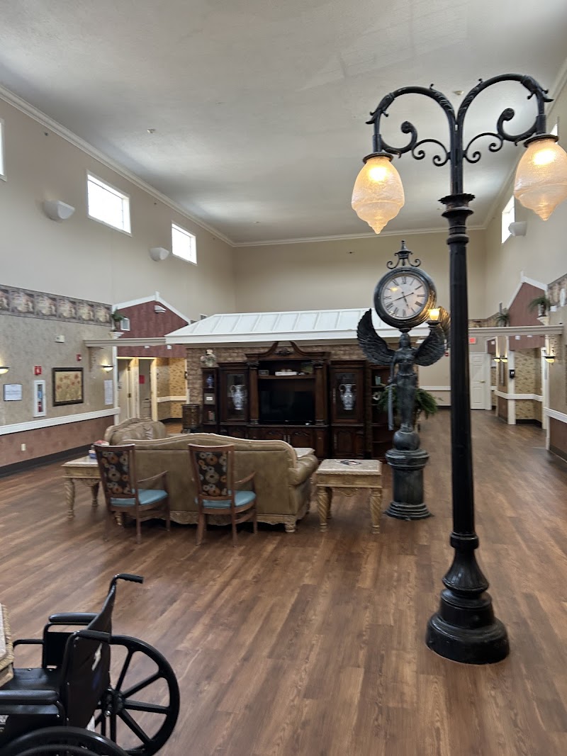 THE WATERTON HEALTHCARE & REHABILITATION nursing home in TYLER, TX - Photo 4 of 10