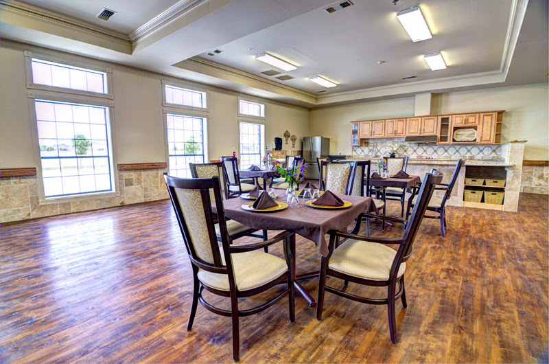 TUSCANY VILLAGE nursing home in PEARLAND, TX - Photo 3 of 5