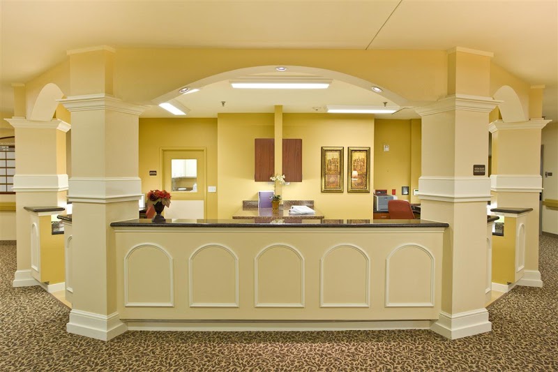 THE COLONNADES AT REFLECTION BAY nursing home in PEARLAND, TX - Photo 5 of 5