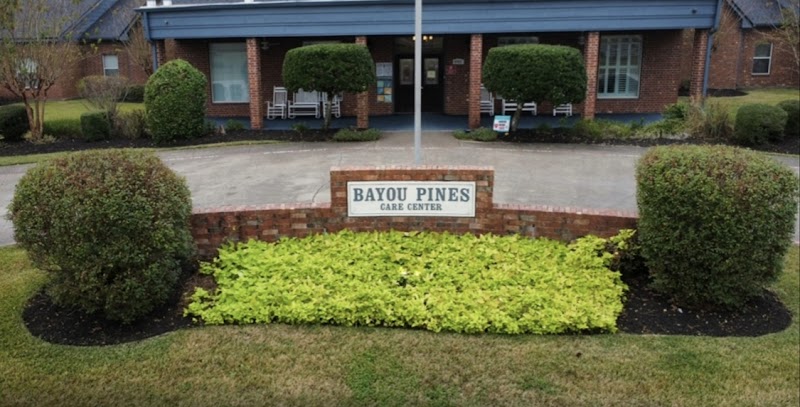 Bayou Pines Care Center nursing home in La Marque, TX - Photo 2 of 5